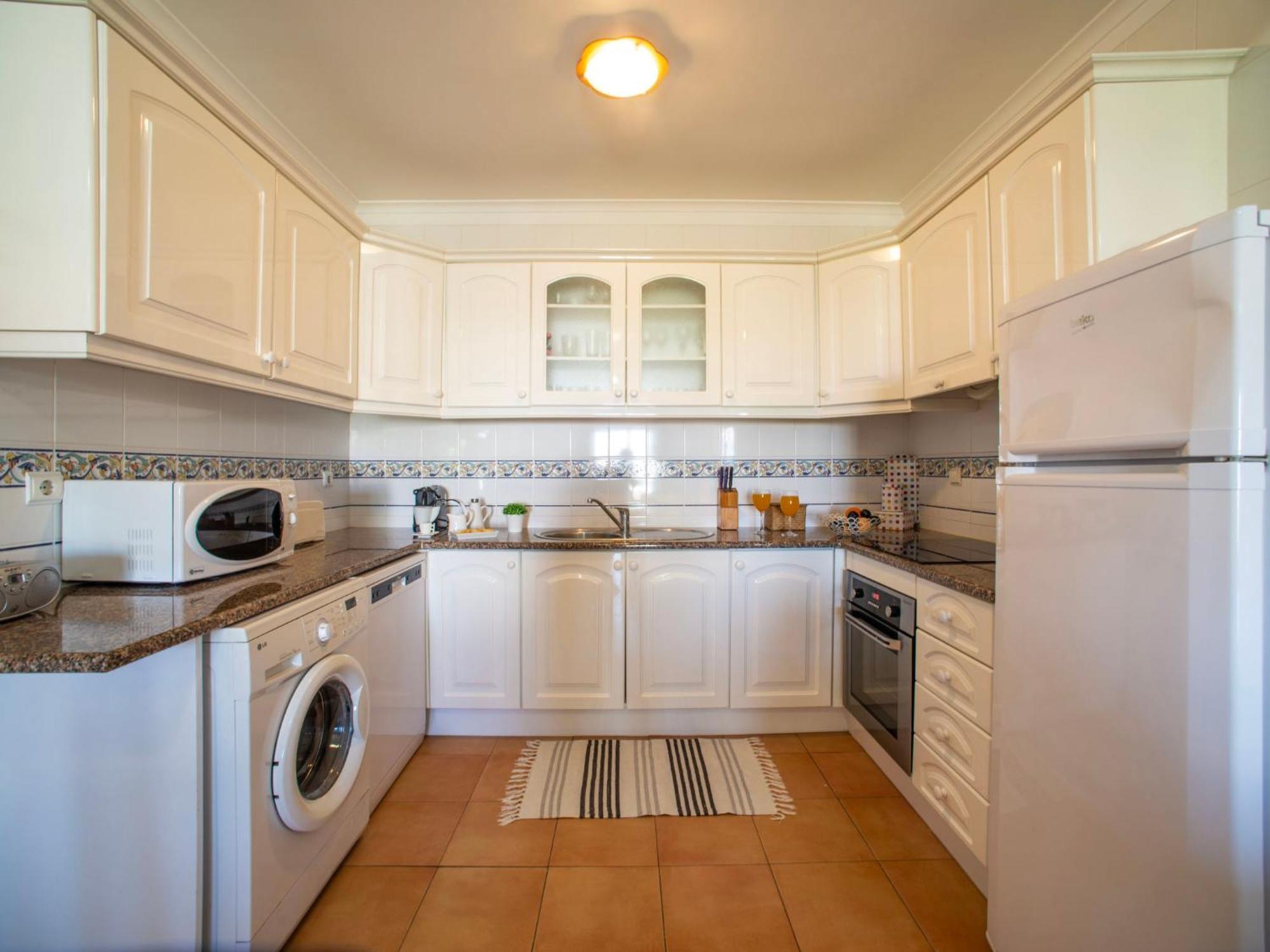 Rota Do Sol - Atu170 By Interhome